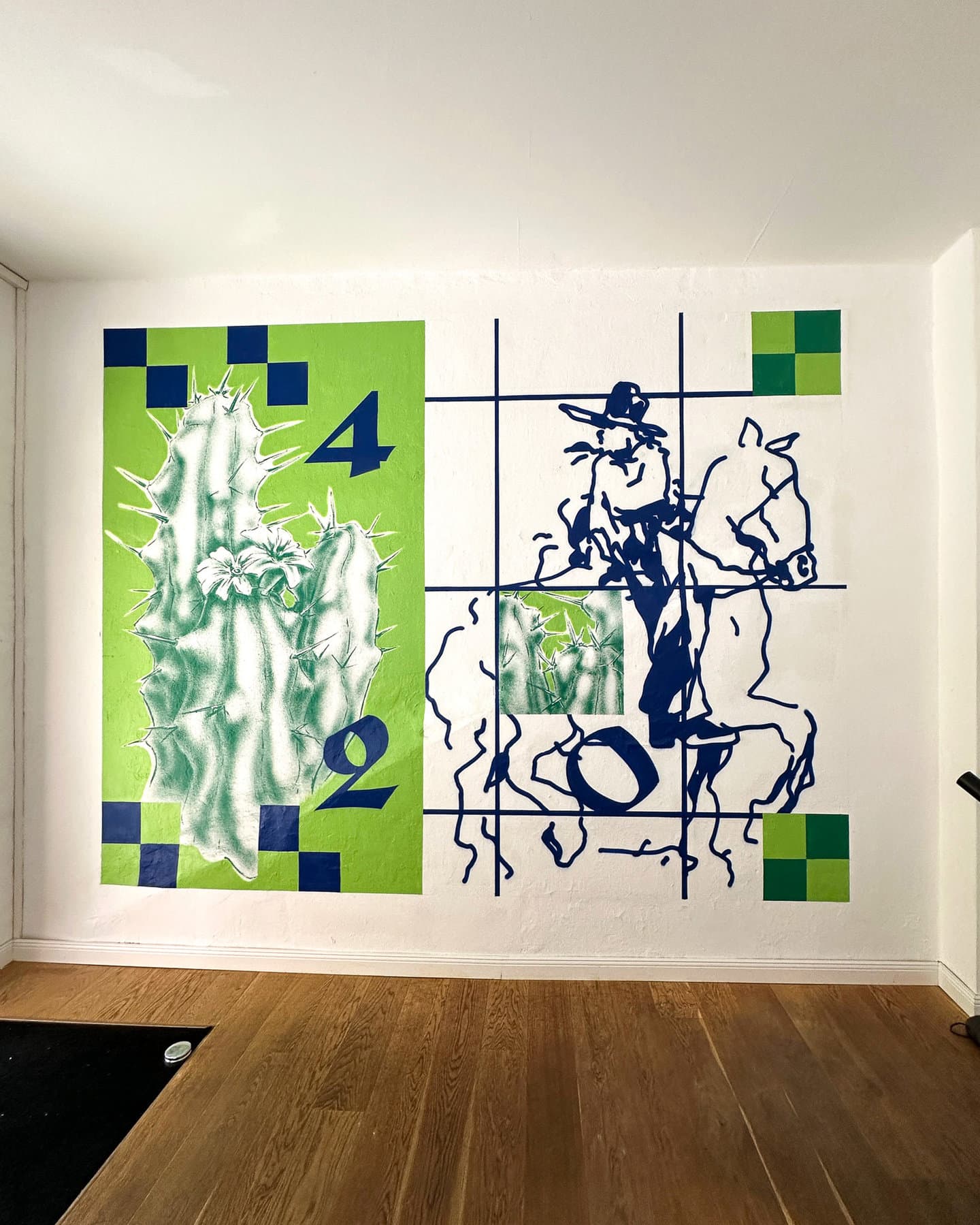 IUVO Interior Custom Wall